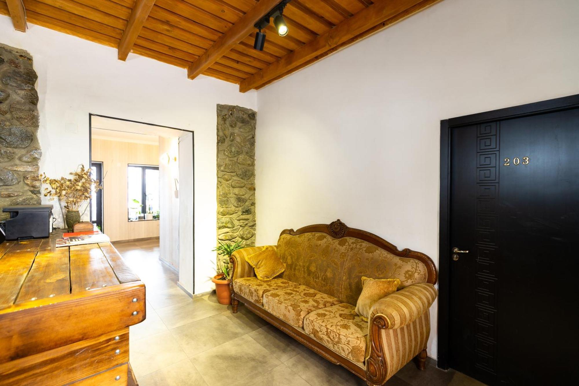 Mestia Hotel Amirani Zewnętrze zdjęcie