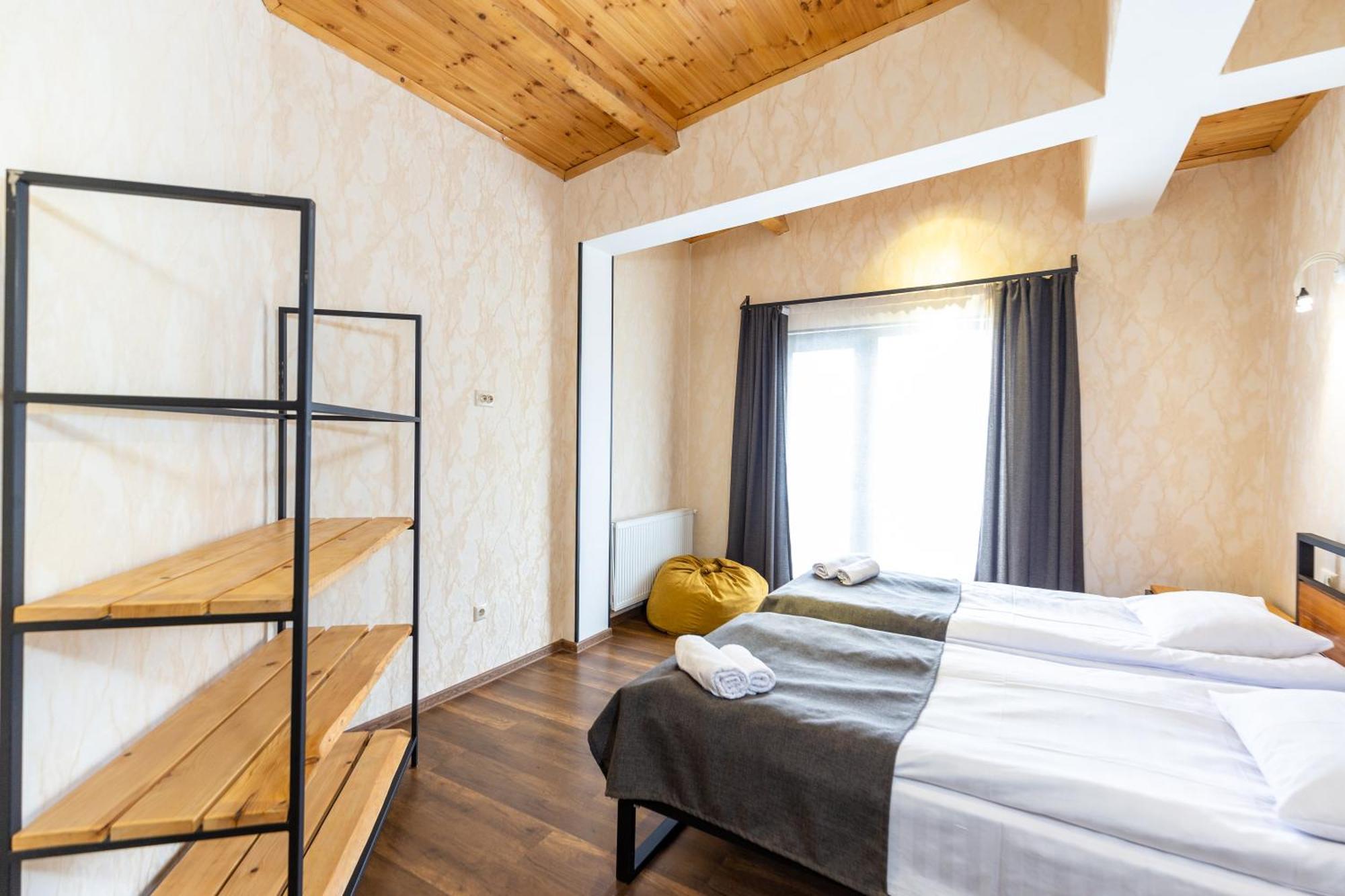 Mestia Hotel Amirani Zewnętrze zdjęcie