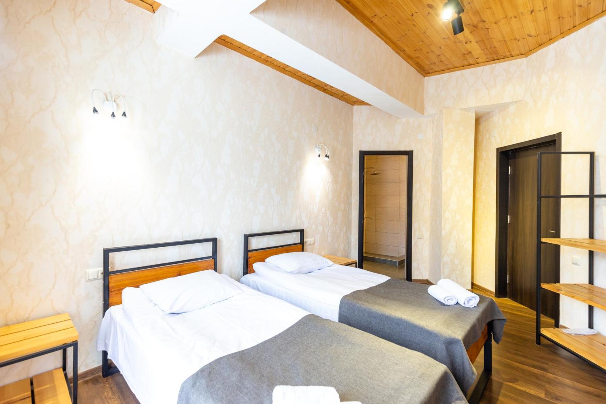 Mestia Hotel Amirani Zewnętrze zdjęcie