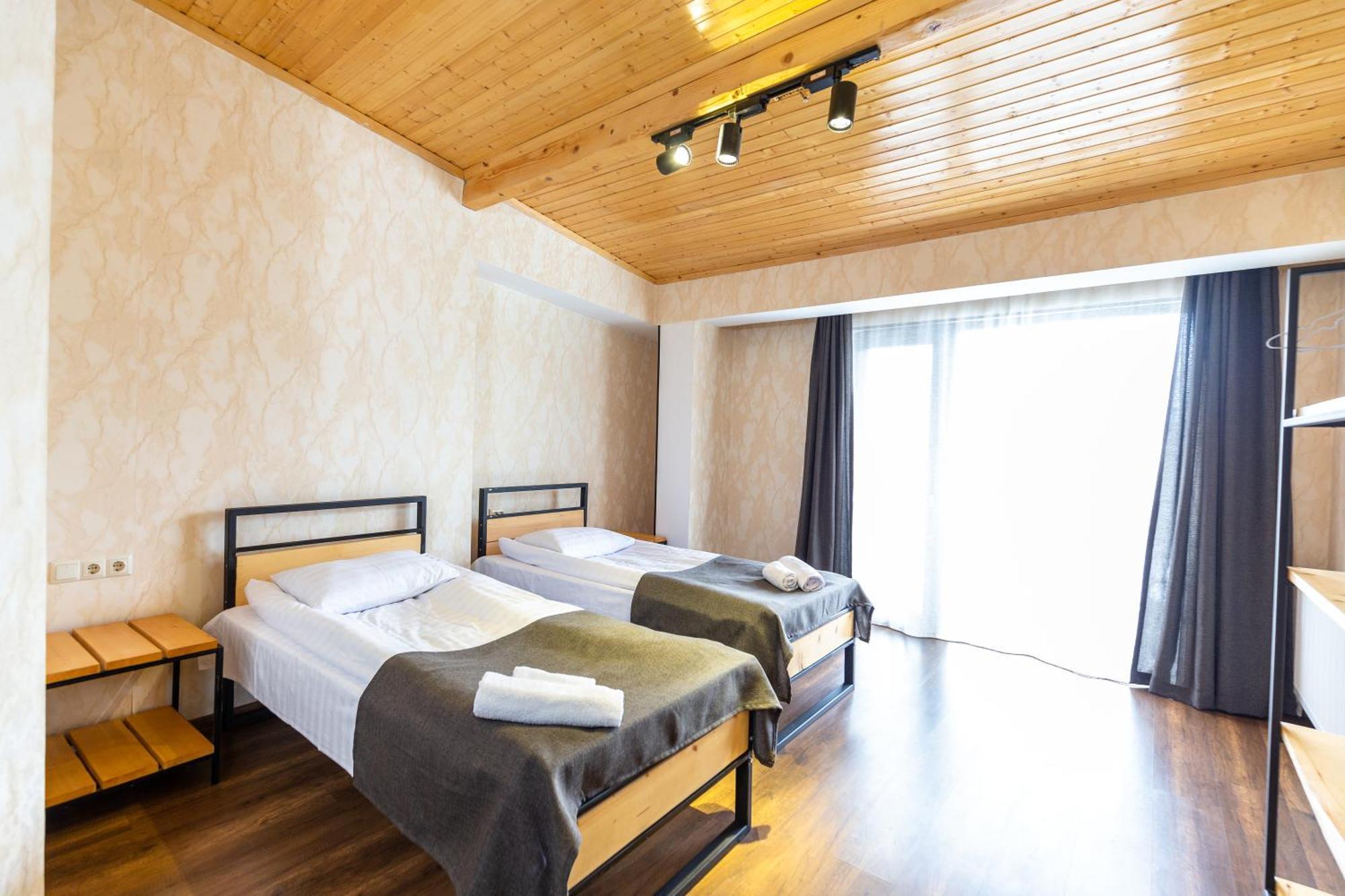 Mestia Hotel Amirani Zewnętrze zdjęcie